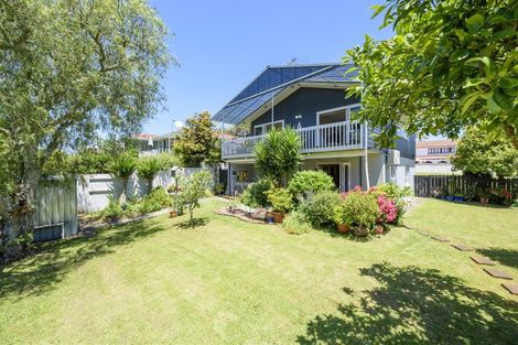 Photo of property in 30 Marywil Crescent, Hillcrest, Auckland, 0627