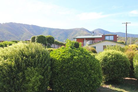 Photo of property in 246 Waikawa Road, Waikawa, Picton, 7220