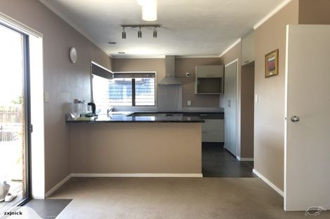 Photo of property in 1/32 Eastridge Court, Northpark, Auckland, 2013