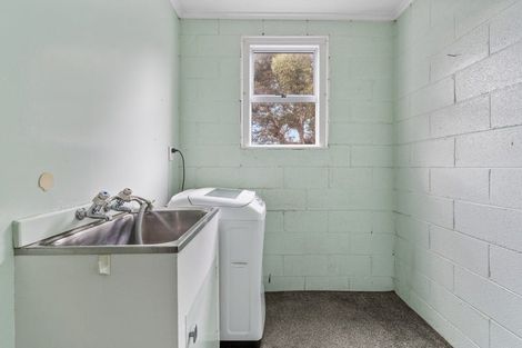 Photo of property in 37c Breakwater Road, Moturoa, New Plymouth, 4310