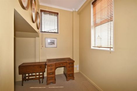 Photo of property in 5 Stoddart Lane Cashmere Christchurch City