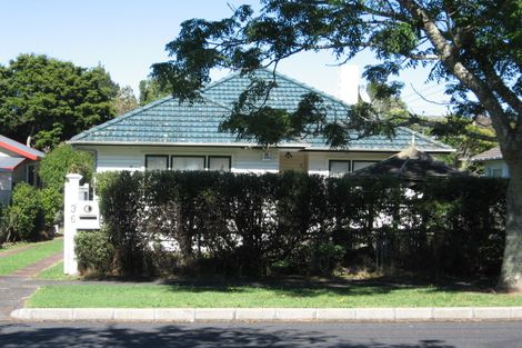 Photo of property in 36 Haverstock Road, Sandringham, Auckland, 1025