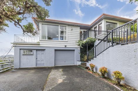 Photo of property in 25 Collier Avenue, Karori, Wellington, 6012