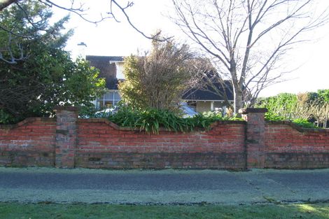 Photo of property in 5 Martin Street, Palmerston North, 4414