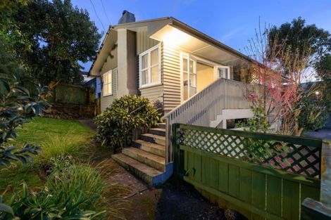 Photo of property in 22 Bellevue Road, Brookfield, Tauranga, 3110