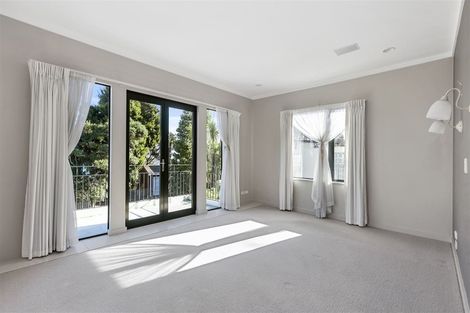 Photo of property in 16 Mayall Avenue, Beach Haven, Auckland, 0626
