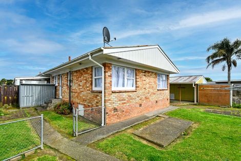 Photo of property in 2/170 Great South Road, Drury, 2113