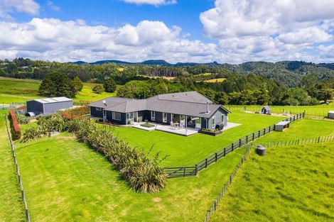 Photo of property in 308 Owhiwa Road, Parua Bay, Onerahi, 0192