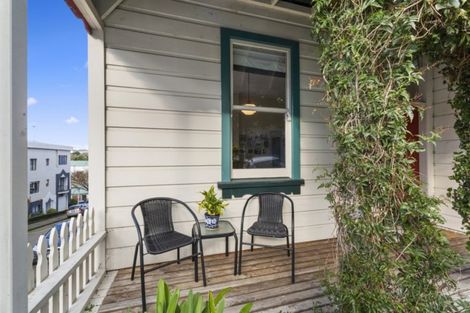 Photo of property in 1 Pitarua Street, Thorndon, Wellington, 6011