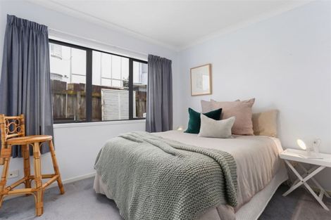 Photo of property in 4c Rewiti Avenue, Takapuna, Auckland, 0622