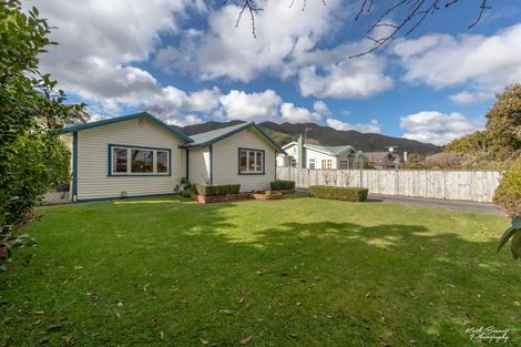 Photo of property in 27 Wainui Road, Waiwhetu, Lower Hutt, 5010