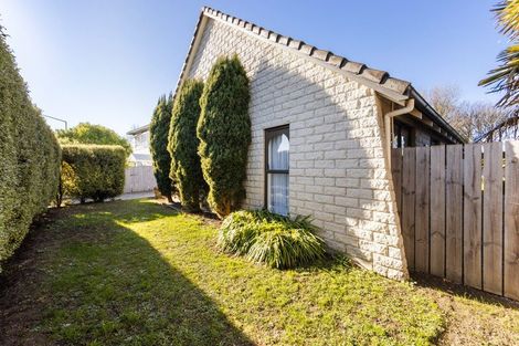 Photo of property in 56 Grimseys Road, Redwood, Christchurch, 8051