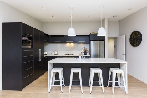 Photo of property in 21 Brentwood Street, Trentham, Upper Hutt, 5018