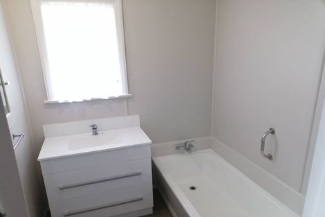 Photo of property in 6 Holborn Drive, Stokes Valley, Lower Hutt, 5019