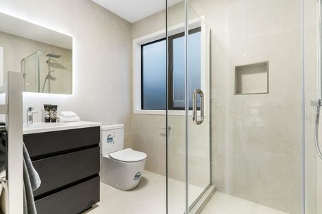 Photo of property in 28a Oliver Twist Avenue, Mellons Bay, Auckland, 2014