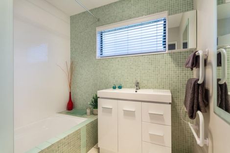 Photo of property in 1043b Papamoa Beach Road, Papamoa Beach, Papamoa, 3118