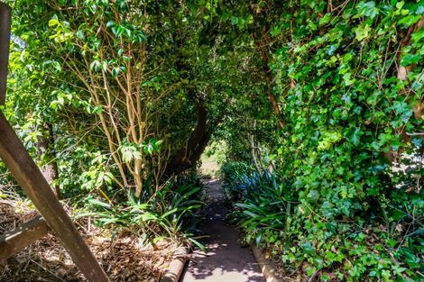 Photo of property in 35f Clearmont Crescent, Blagdon, New Plymouth, 4310