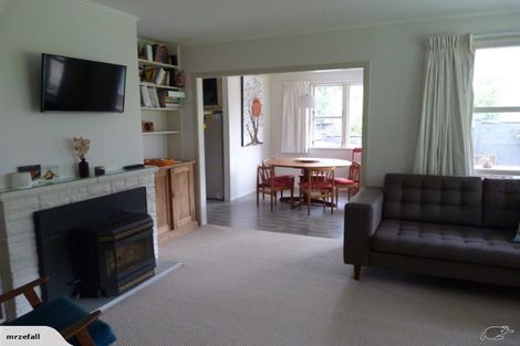 Photo of property in 68 Lake Road, Northcote, Auckland, 0627