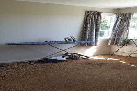 Photo of property in 32 Leicester Street, Patea, 4520