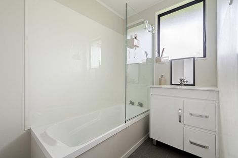 Photo of property in 1/57 Redcrest Avenue, Red Hill, Papakura, 2110