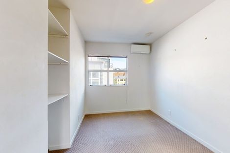 Photo of property in Budget Car Rental, 6/81 Ghuznee Street, Te Aro, Wellington, 6011