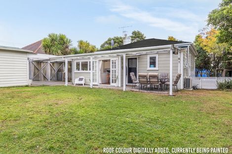 Photo of property in 30 Hinemoa Street, Paraparaumu, 5032