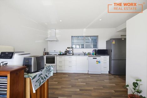 Photo of property in 4/8 Middleton Road, Johnsonville, Wellington, 6037