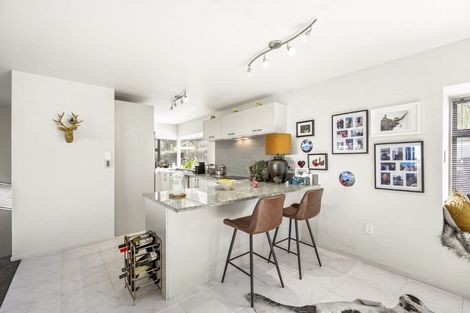 Photo of property in 2/16 Law Street, Torbay, Auckland, 0630