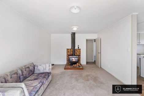 Photo of property in 1/10 Dorendia Place, Clendon Park, Auckland, 2103