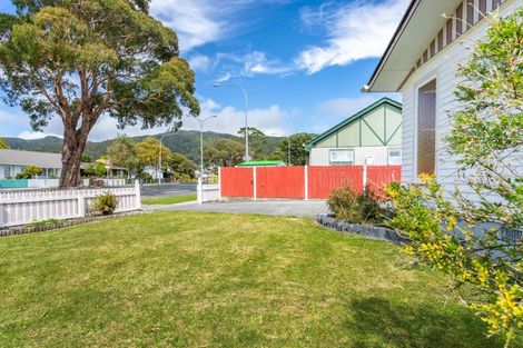 Photo of property in 51 Parkway, Wainuiomata, Lower Hutt, 5014