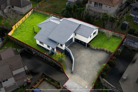 Photo of property in 28 Fairchild Avenue, Goodwood Heights, Auckland, 2105