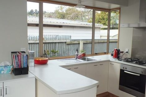 Photo of property in 2/66 Martin Avenue, Beckenham, Christchurch, 8023