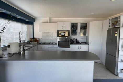 Photo of property in 3a Mckenzie Avenue, Arkles Bay, Whangaparaoa, 0932