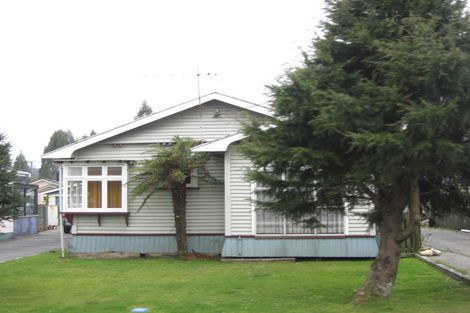 Photo of property in 28 Inverness Street, Dunollie, Runanga, 7803