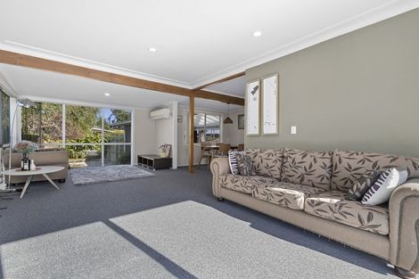 Photo of property in 10 Lynwood Place, Chedworth, Hamilton, 3210