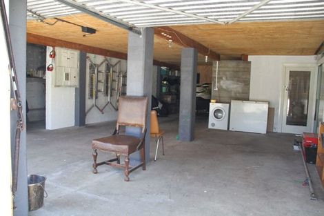 Photo of property in 63 Half Mile Road, Tuatapere, 9620