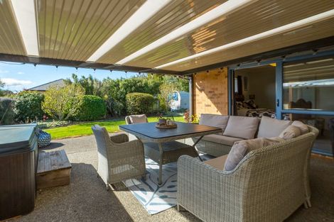 Photo of property in 4 Endelave Way, Carterton, 5713