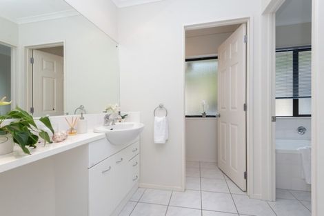 Photo of property in 620 Ponga Road, Opaheke, Papakura, 2584