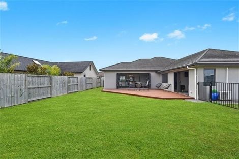 Photo of property in 8 Platina Place, Flagstaff, Hamilton, 3210