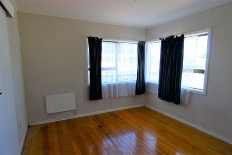 Photo of property in 16 Mail Avenue, Weymouth, Auckland, 2103