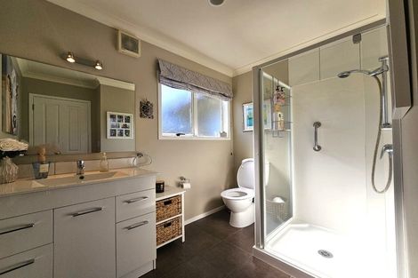 Photo of property in 17/684 Swamp Road, Puketapu, Napier, 4183