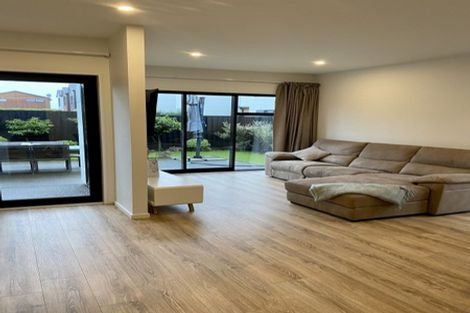 Photo of property in 16 Packard Crescent, Halswell, Christchurch, 8025