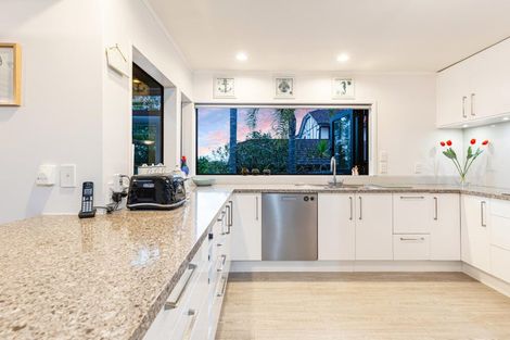 Photo of property in 1/22 Cherub Place, West Harbour, Auckland, 0618
