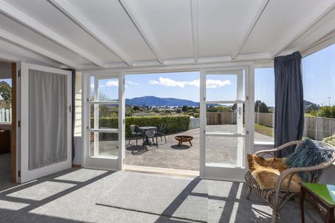 Photo of property in 23 Percival Road, Paraparaumu Beach, Paraparaumu, 5032