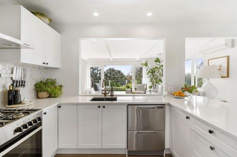 Photo of property in 51 Hinemoa Street, Birkenhead, Auckland, 0626