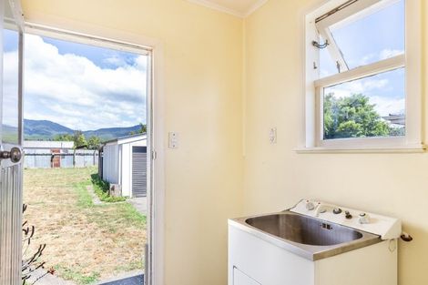 Photo of property in 39 Maria Place, Turangi, 3334