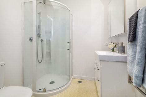 Photo of property in 8a Hollies Crescent, Johnsonville, Wellington, 6037