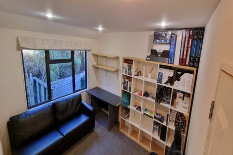 Photo of property in 247 Maungaraki Road, Maungaraki, Lower Hutt, 5010