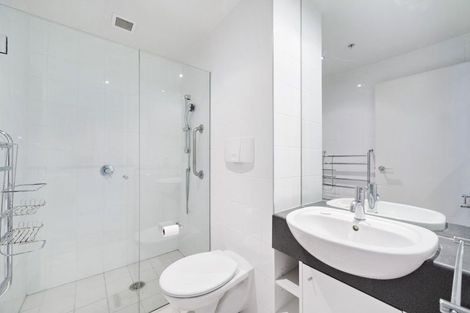 Photo of property in Sanctum Apartment, 10 Ebor Street, Te Aro, Wellington, 6011