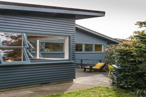 Photo of property in 18 Churchill Drive, Wilton, Wellington, 6035